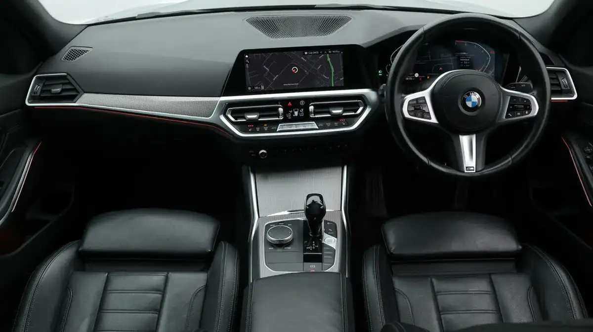 2021-bmw-3-series-20-318i-m-sport-saloon-4d-big-13