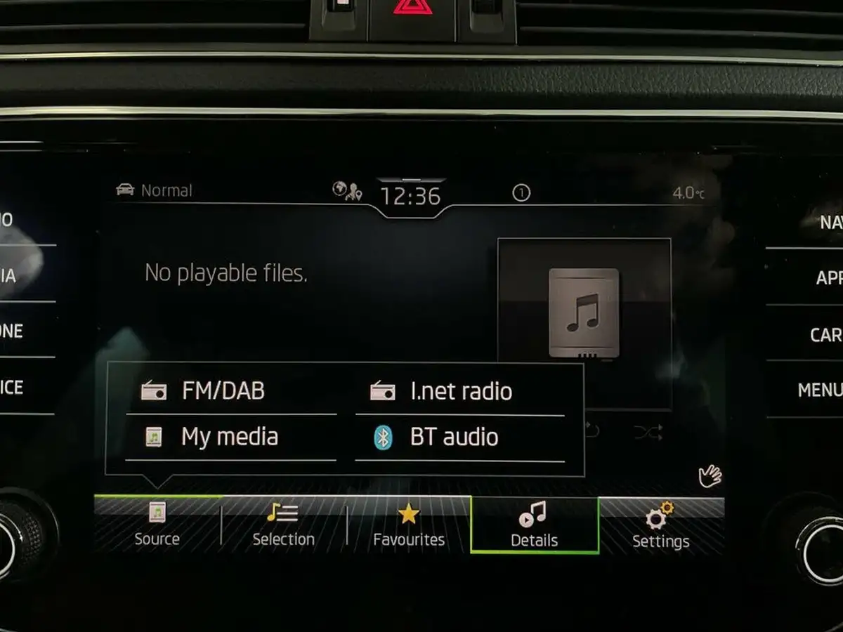 2022-skoda-superb-14-tsi-se-technology-218ps-hatchback-big-17