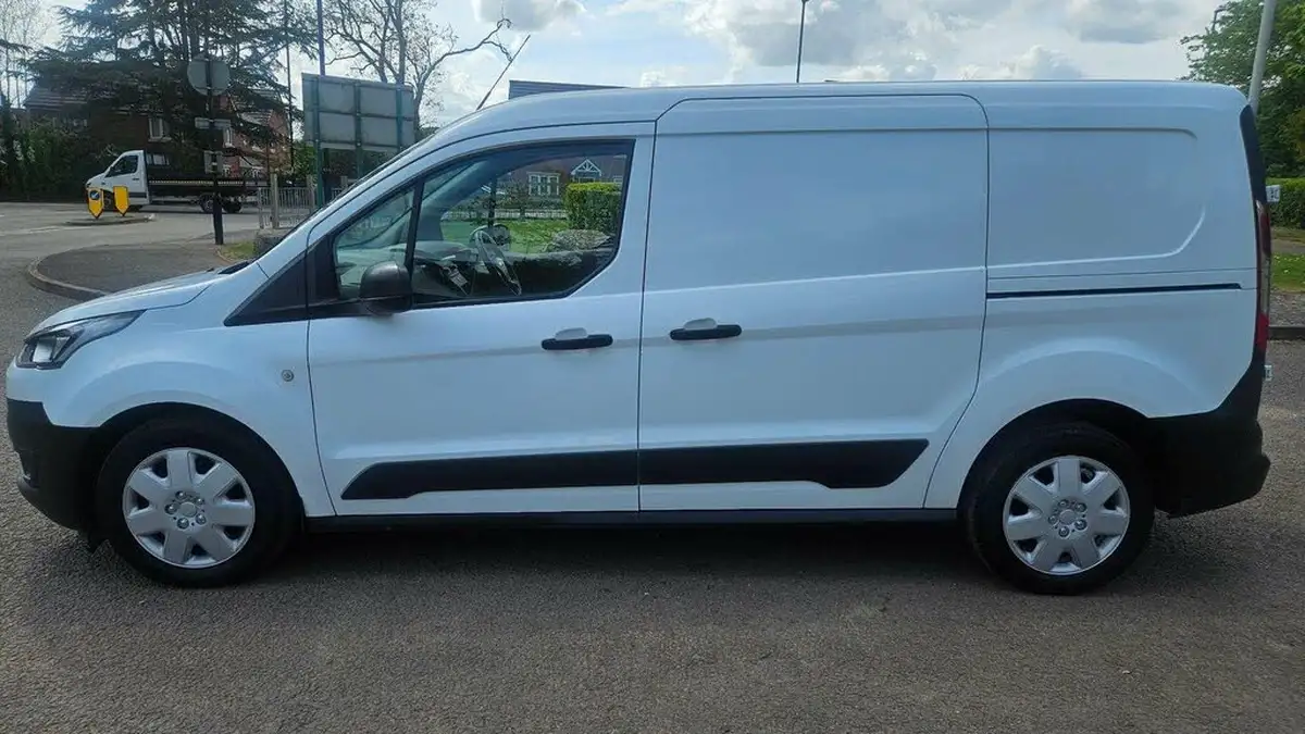 2019-ford-transit-connect-15-ecoblue-l2-240-base-120pseu6dt-big-3