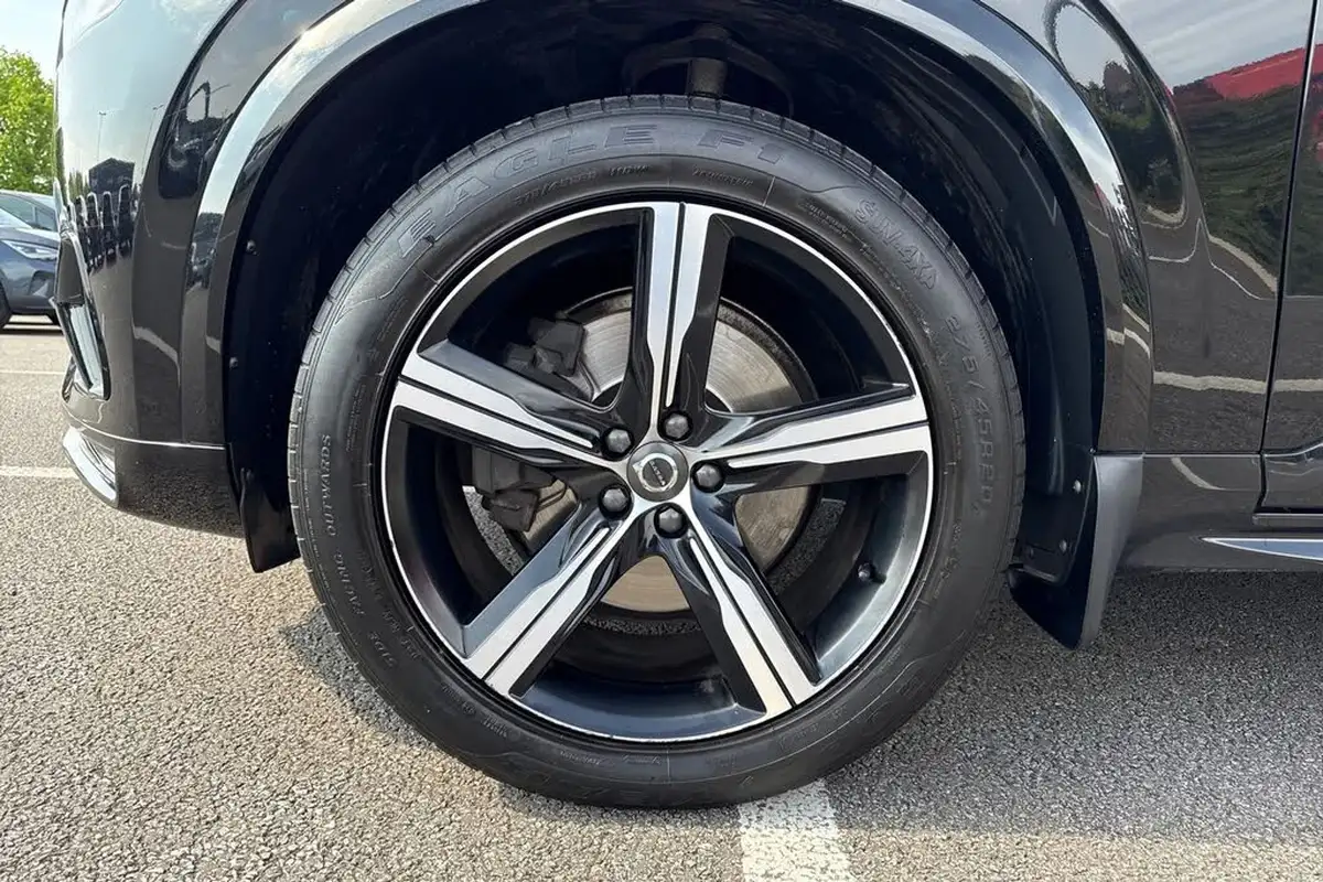 2018-volvo-xc90-20td-d5-r-design-4x4-big-11