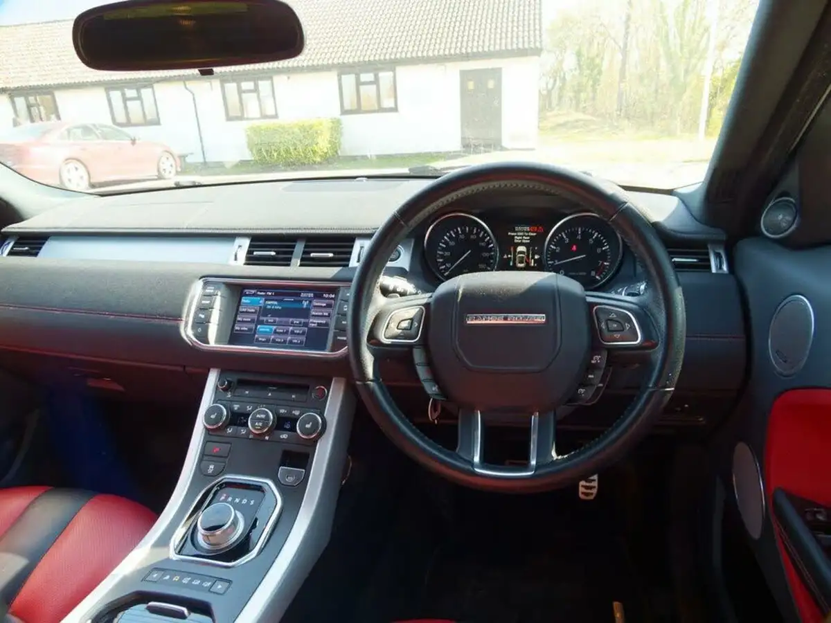 2011-land-rover-range-rover-evoque-20-dynamic-hatchback-5d-big-31
