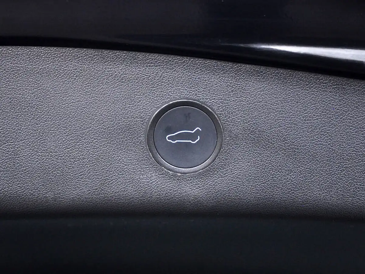 2021-tesla-model-3-e-long-range-4x4-big-18