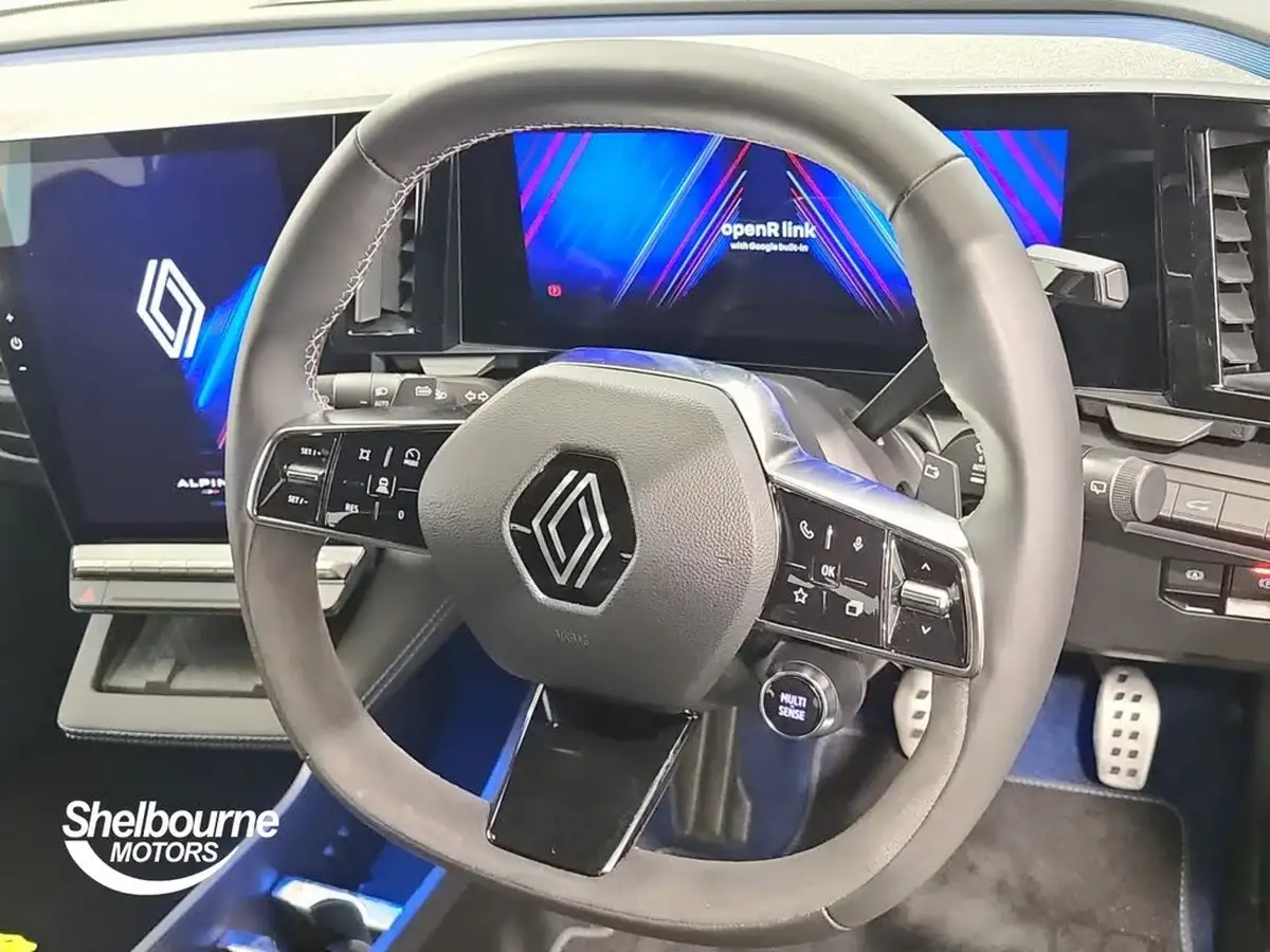 2024-renault-scenic-e-tech-e-esprit-alpine-big-3