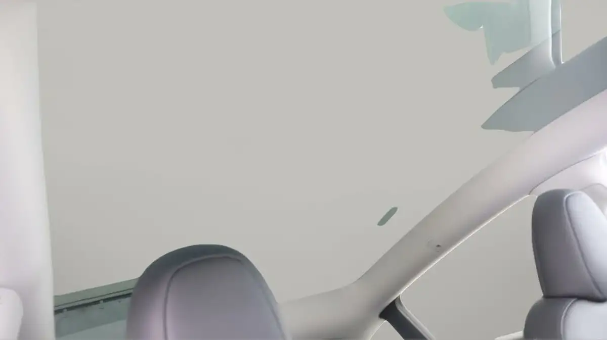 2022-tesla-model-y-e-long-range-big-23