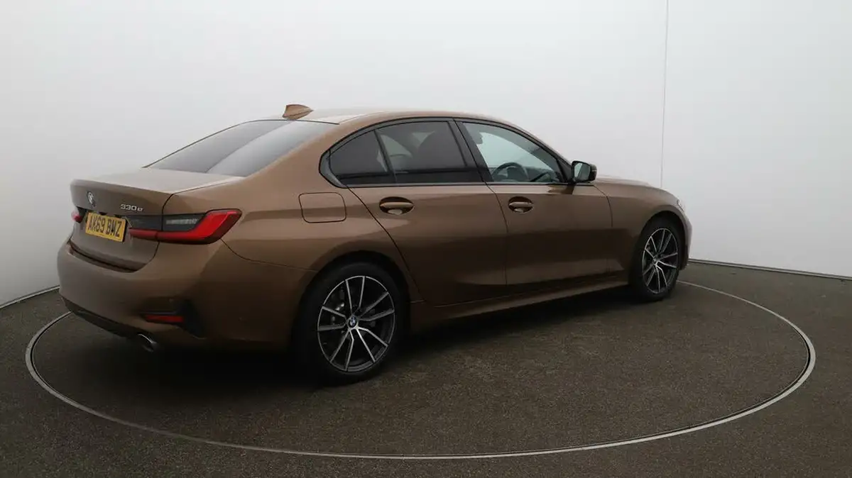 2019-bmw-3-series-20-330e-sport-pro-big-44