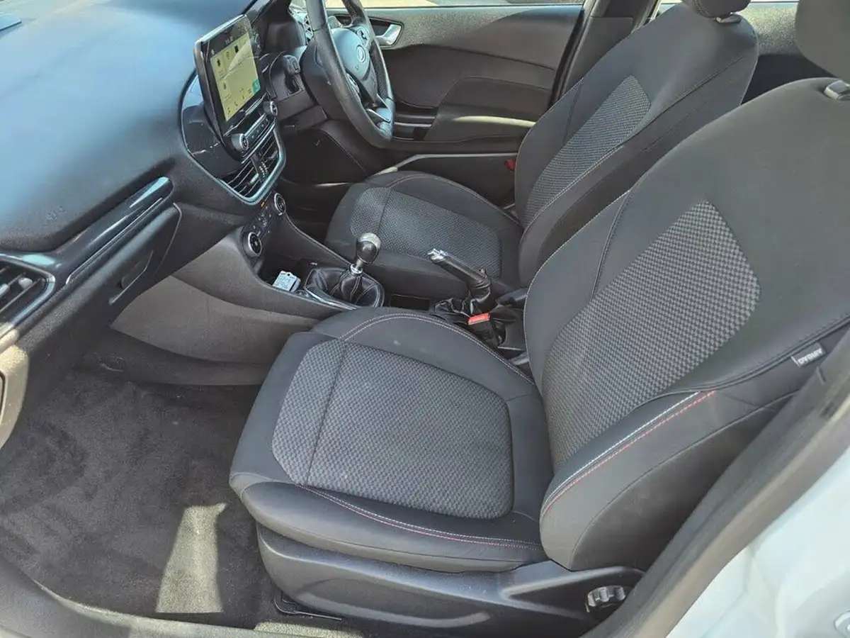 2018-ford-fiesta-10t-st-line-100ps-5d-big-27