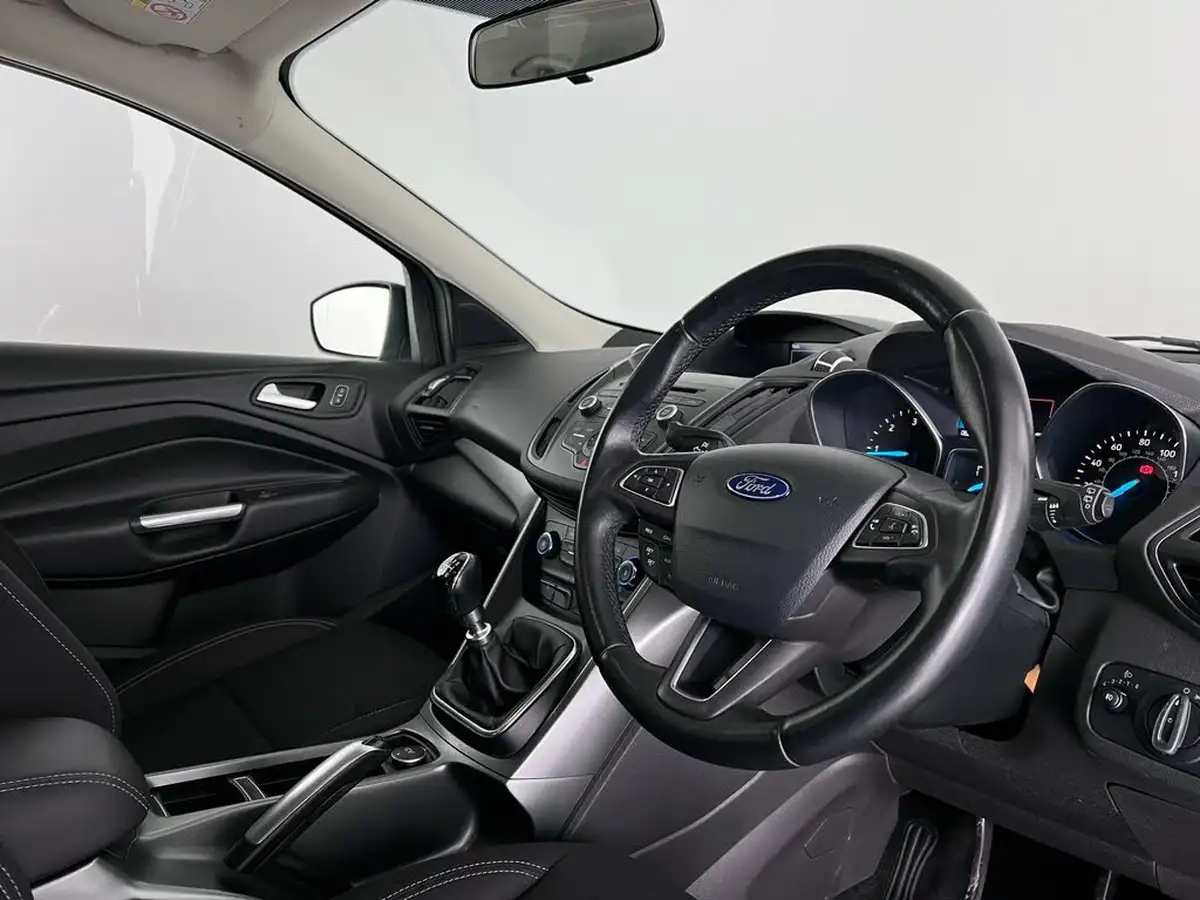 2017-ford-kuga-15tdci-zetec-ss-big-10