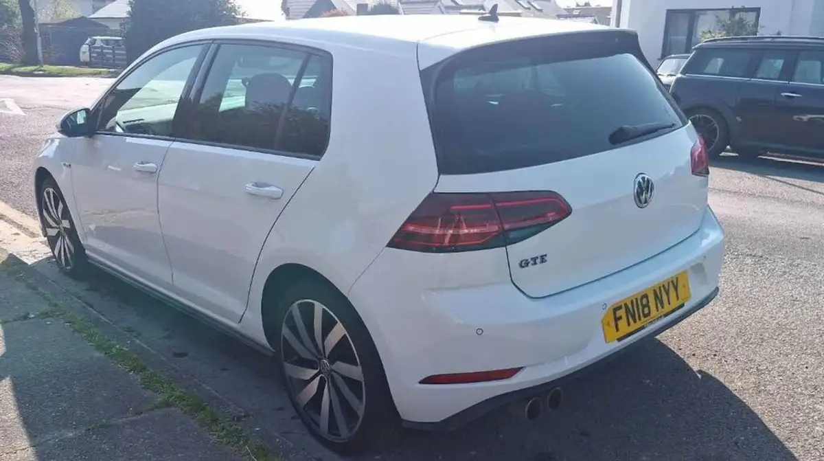 2018-volkswagen-golf-14-tsi-gte-advance-big-2
