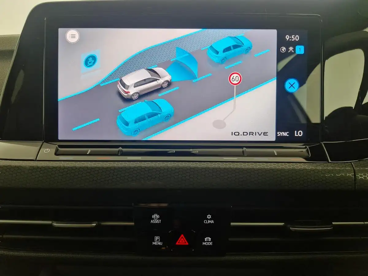 2021-volkswagen-golf-20tdi-gtd-big-21
