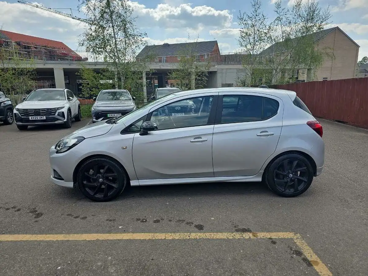 2019-vauxhall-corsa-14i-sri-vx-line-nav-black-90ps-5d-big-3