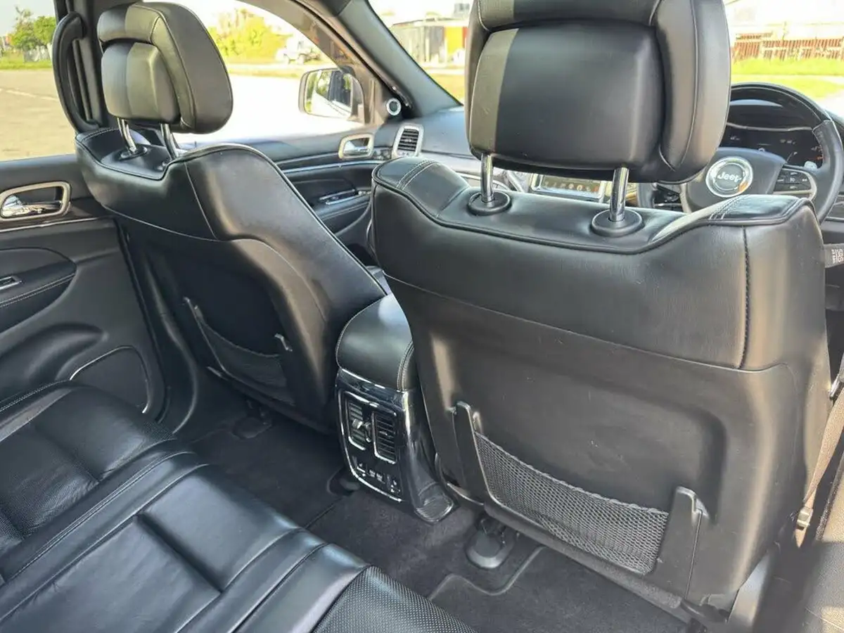 2018-jeep-grand-cherokee-30crd-overland-4x4-big-13