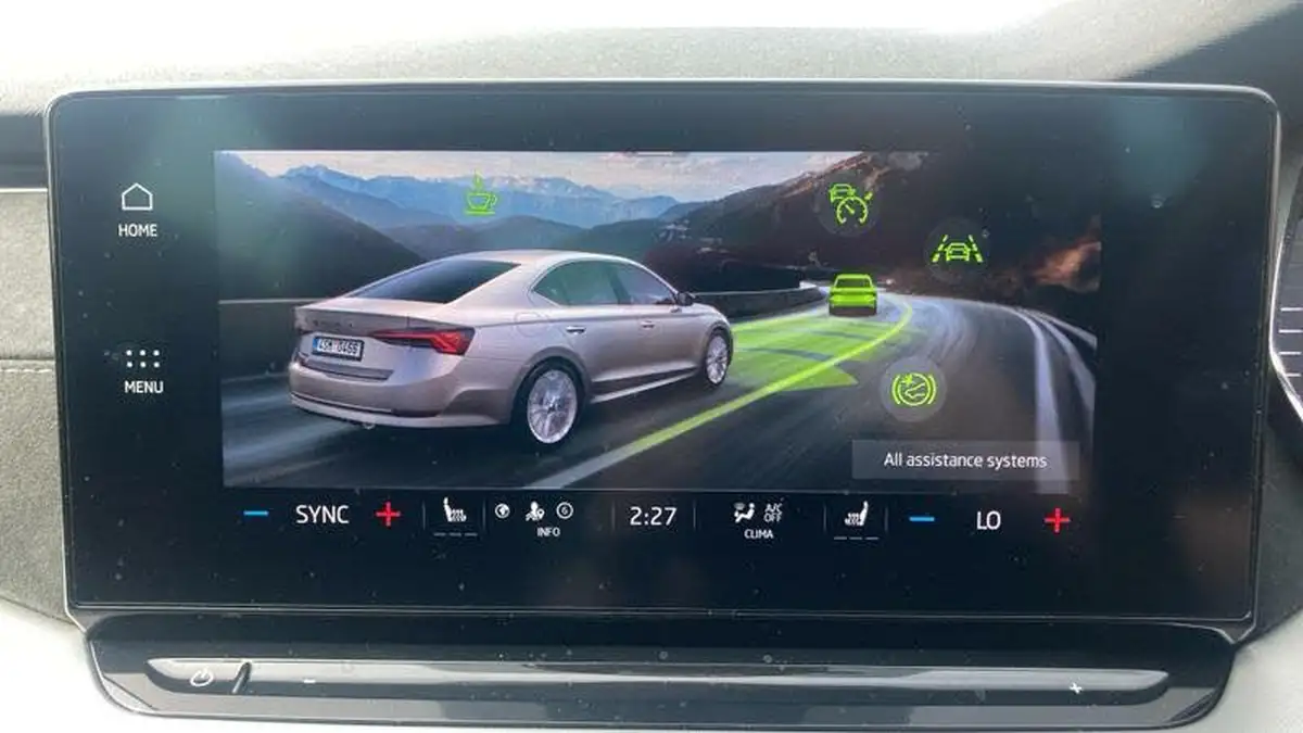 2023-skoda-octavia-15-tsi-se-l-hatchback-big-17