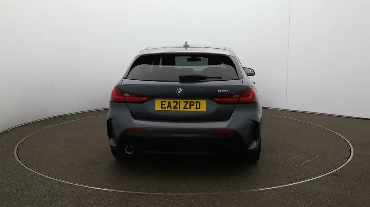 2021-bmw-1-series-15-118i-m-sport-lcp-dct-big-50