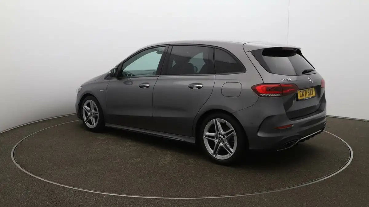 2021-mercedes-benz-b-class-13-b200-amg-line-premium-edition-big-55