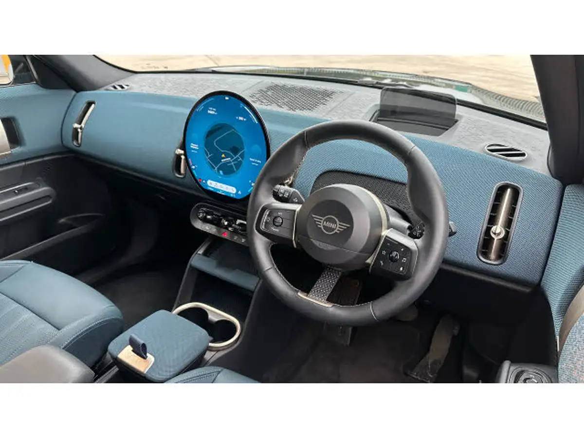 2024-mini-countryman-e-cooper-e-exclusive-big-5