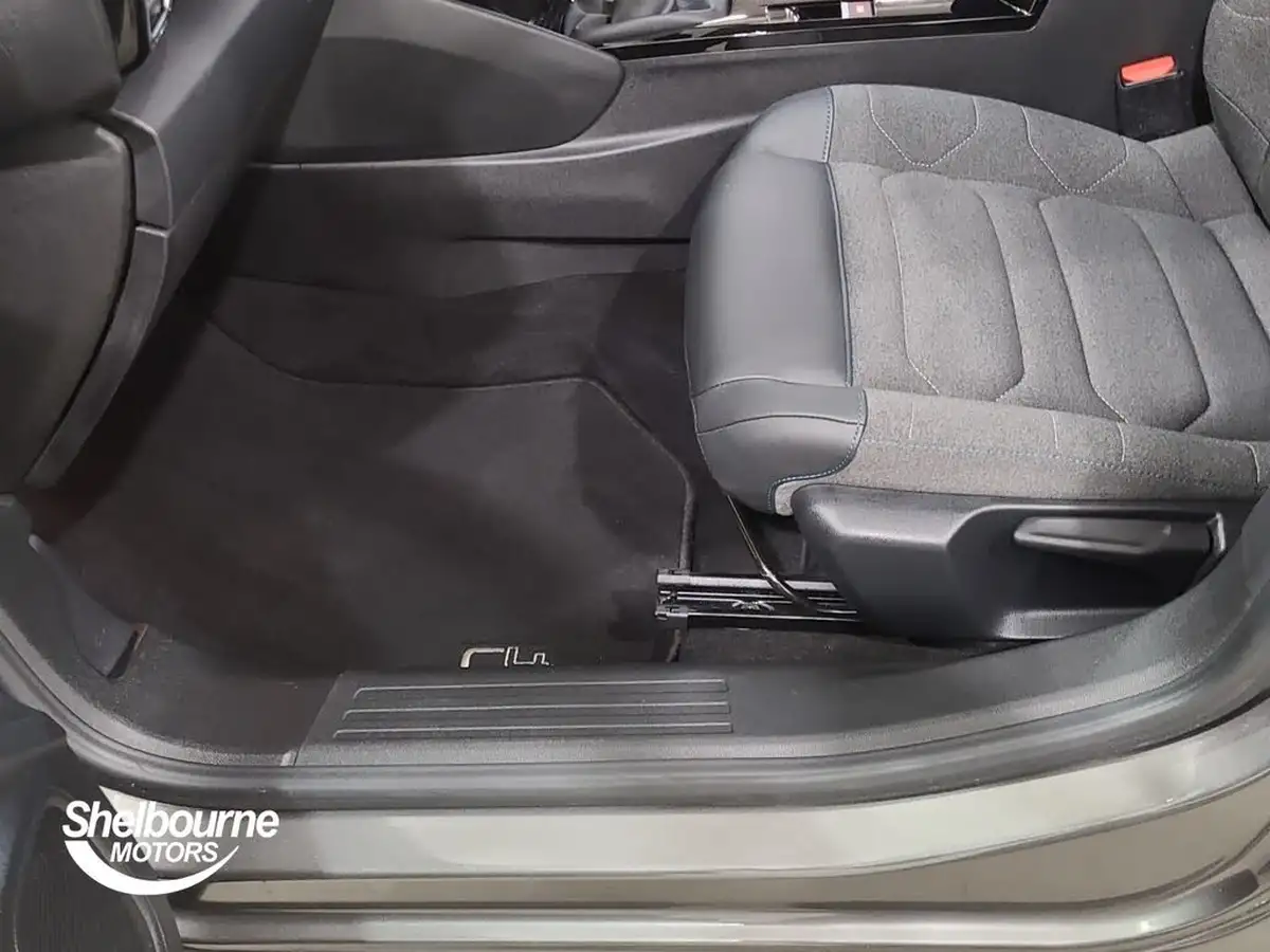 2021-citroen-c4-12-puretech-shine-130ps-big-9