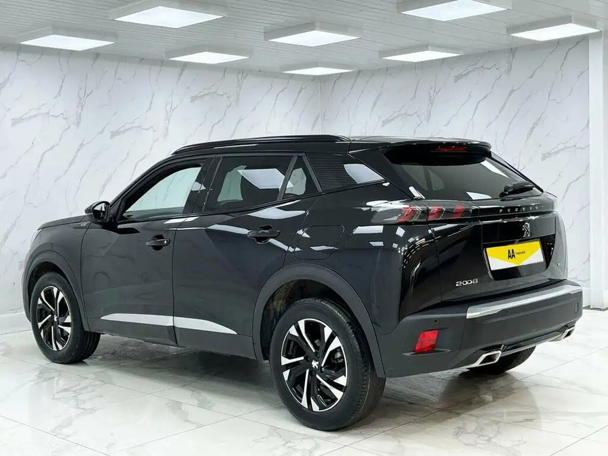2023-peugeot-2008-suv-12-puretech-gt-130ps-hatchback-eat8-big-8