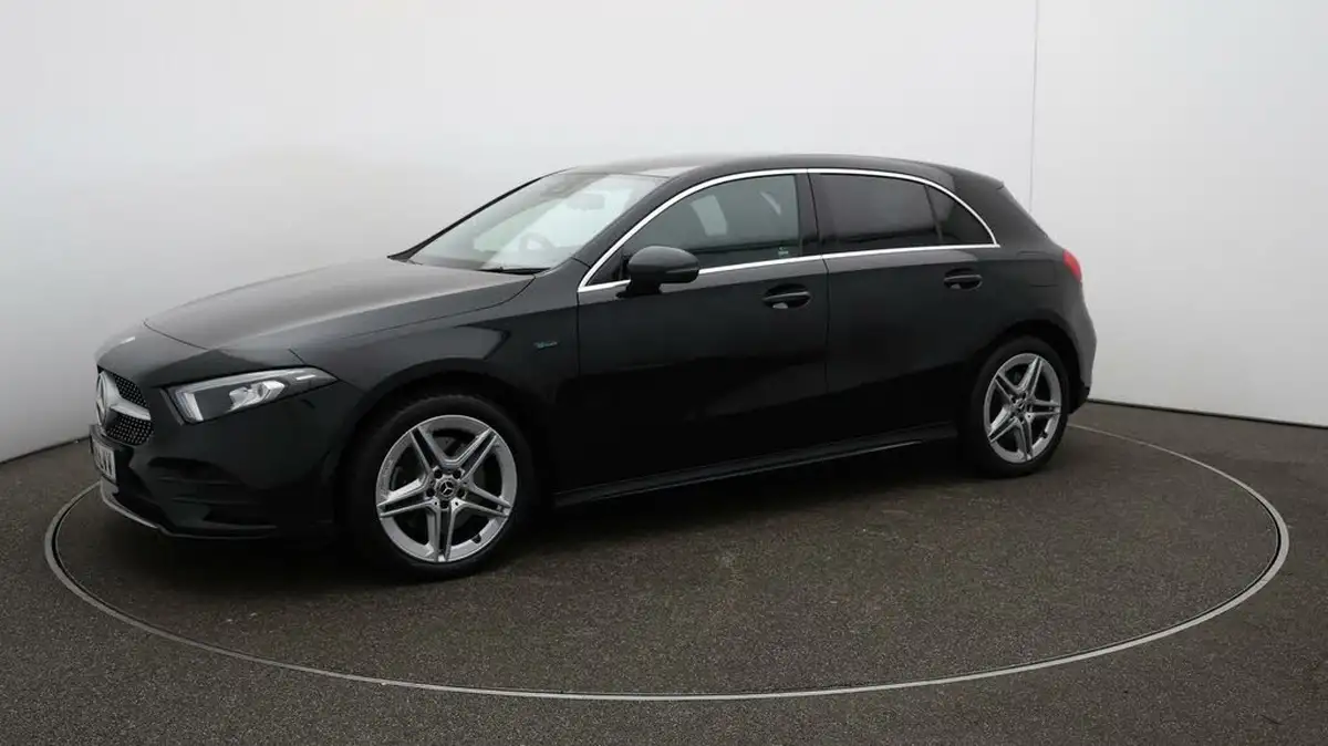 2021-mercedes-benz-a-class-13-a250e-amg-line-hatchback-5d-big-57