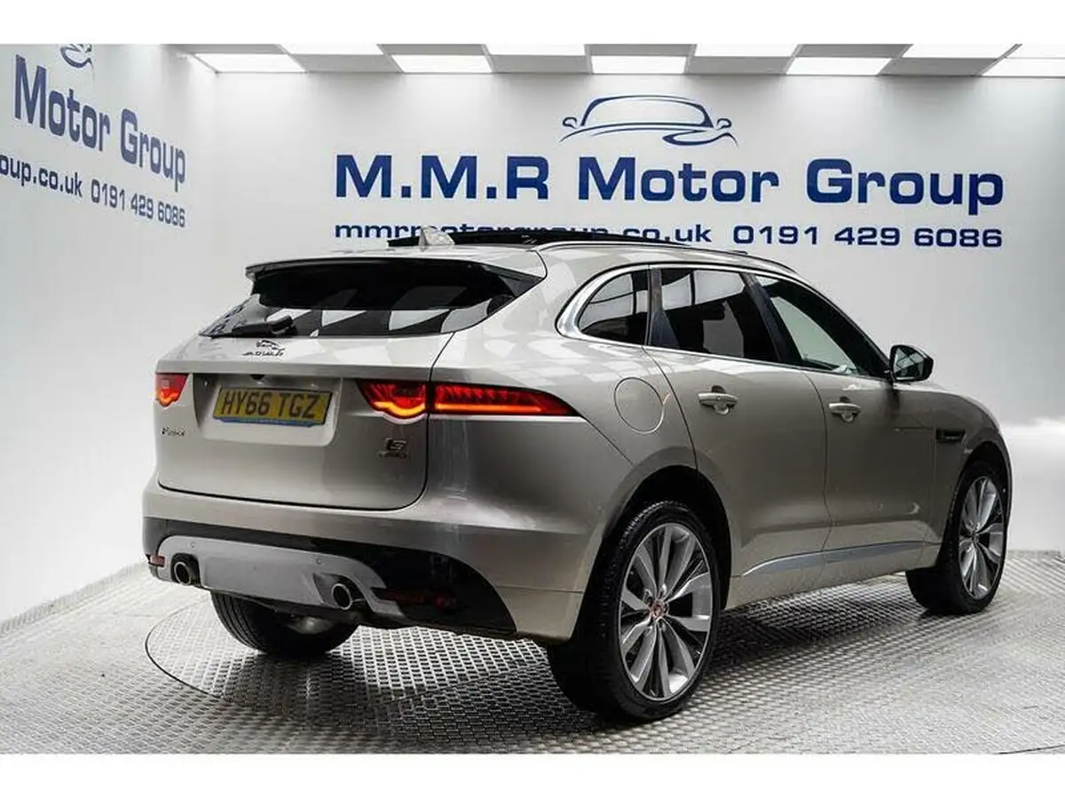 2016-jaguar-f-pace-30td-s-big-5