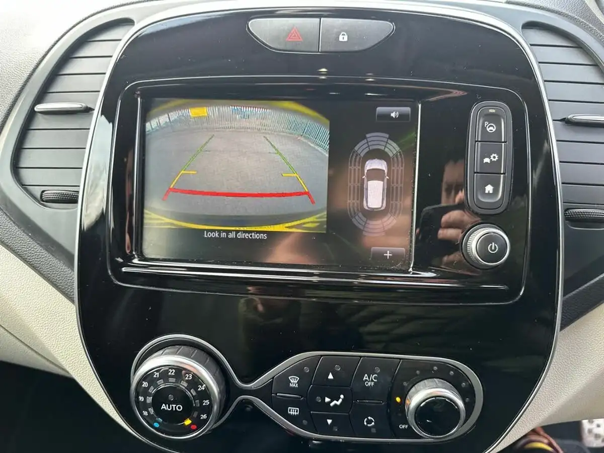 2019-renault-captur-15dci-gt-line-big-13