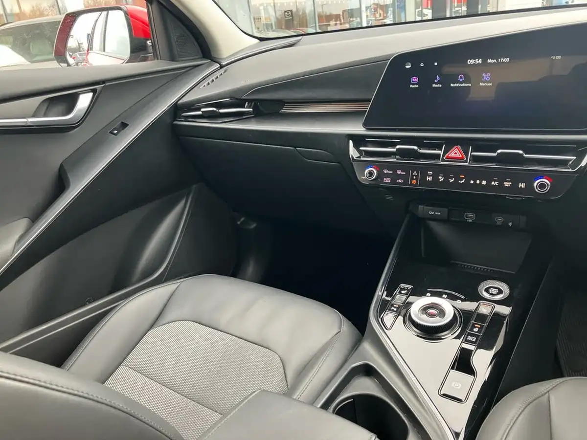 2024-kia-niro-16-gdi-139bhp-hev-132kwh-big-16
