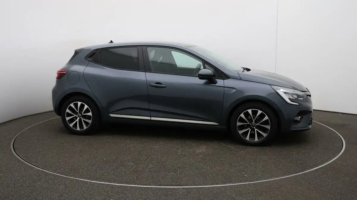 2019-renault-clio-10-sce-iconic-big-38