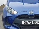 2023-toyota-yaris-15-vvt-i-icon-small-13