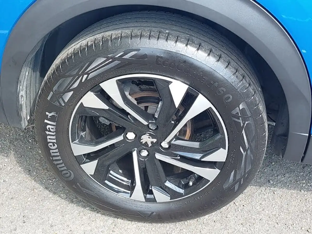 2022-peugeot-2008-suv-12-puretech-gt-big-11