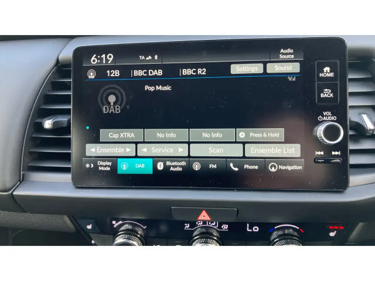2025-honda-jazz-15-i-mmd-crosstar-advance-big-26