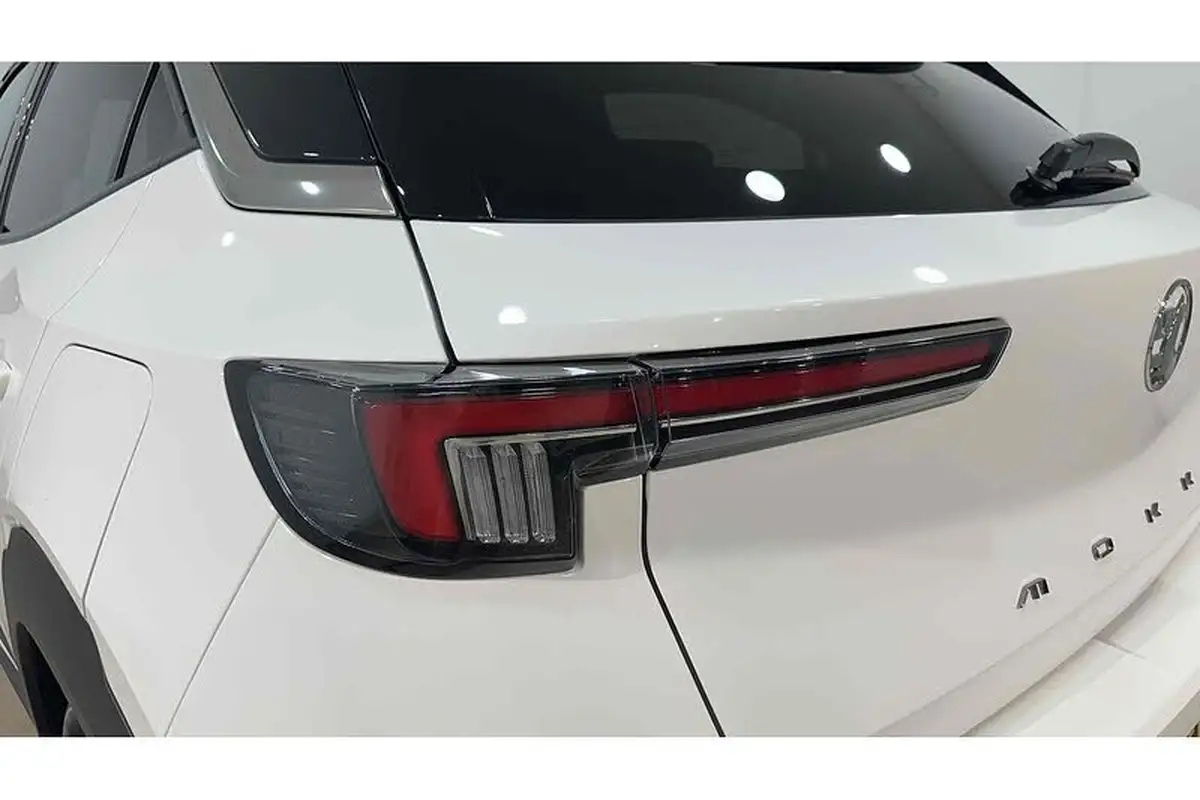 2023-vauxhall-mokka-e-ultimate-big-12