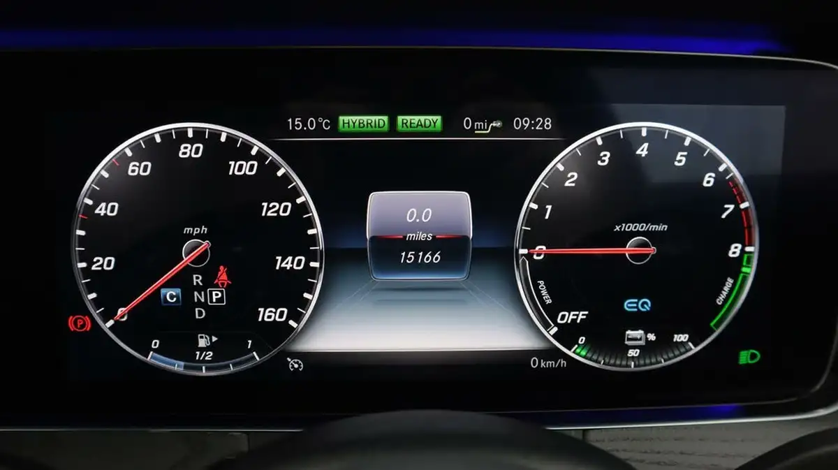 2019-mercedes-benz-e-class-20-e300e-amg-line-e300e-eq-power-premium-plus-big-10