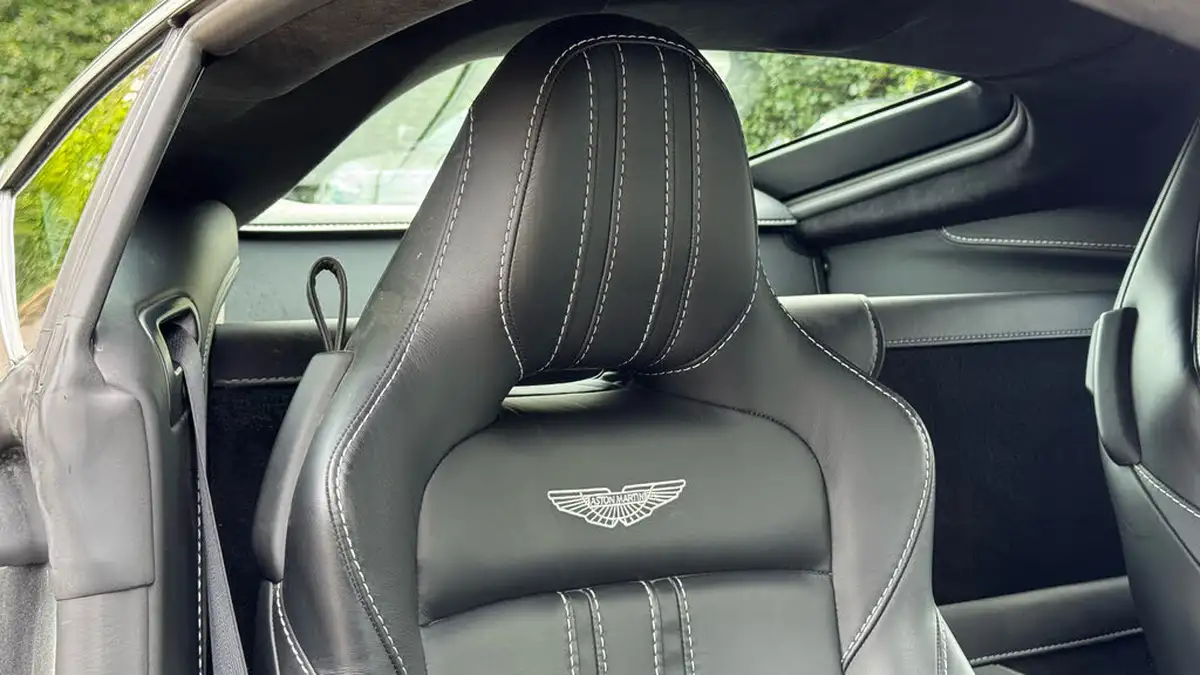 2019-aston-martin-vantage-40-v8-vantage-big-4