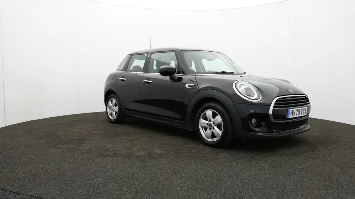 2020-mini-countryman-15-cooper-classic-big-37