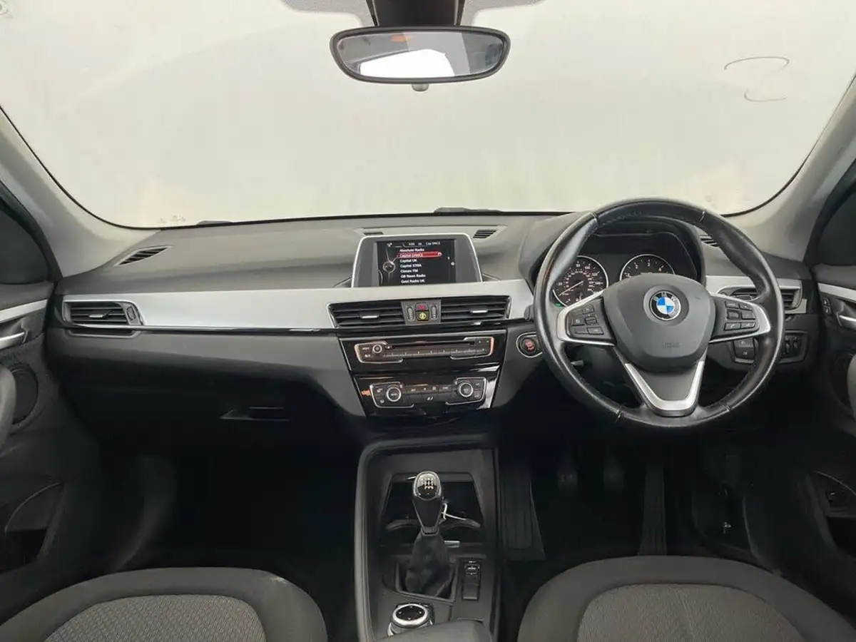 2017-bmw-x1-20td-sdrive18d-se-big-9