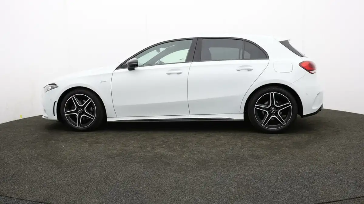 2022-mercedes-benz-a-class-13-a180-amg-line-executive-edition-hatchback-5d-7g-dct-big-63