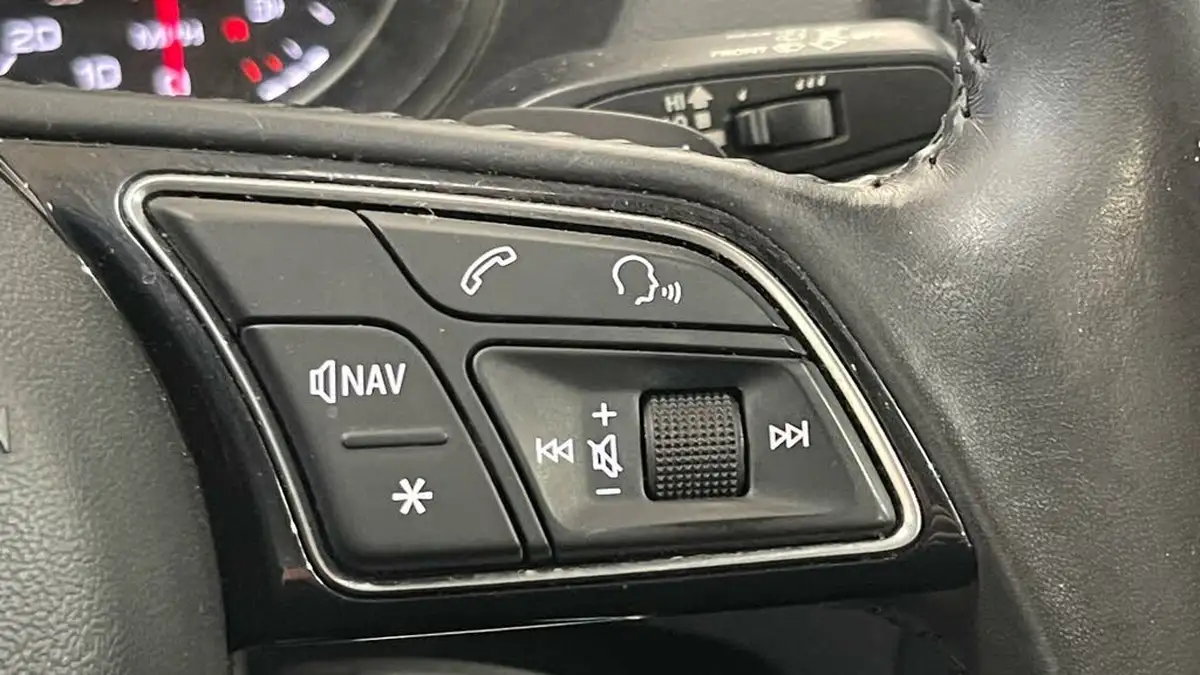 2020-audi-q2-16-30-tdi-technik-s-tronic-big-16