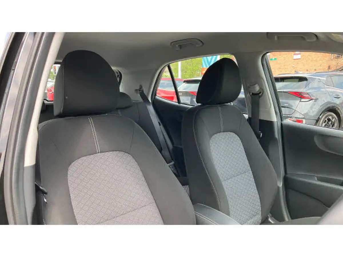 2024-kia-picanto-10-2-big-20