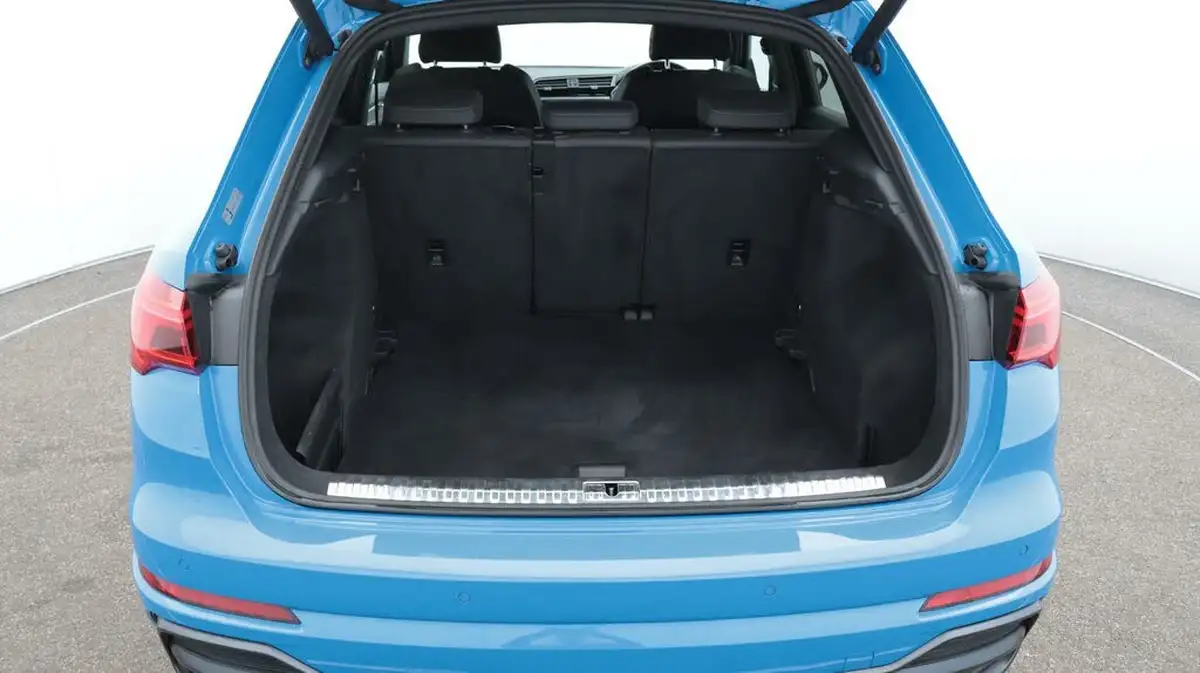 2019-audi-q3-20-40-tfsi-s-line-big-17