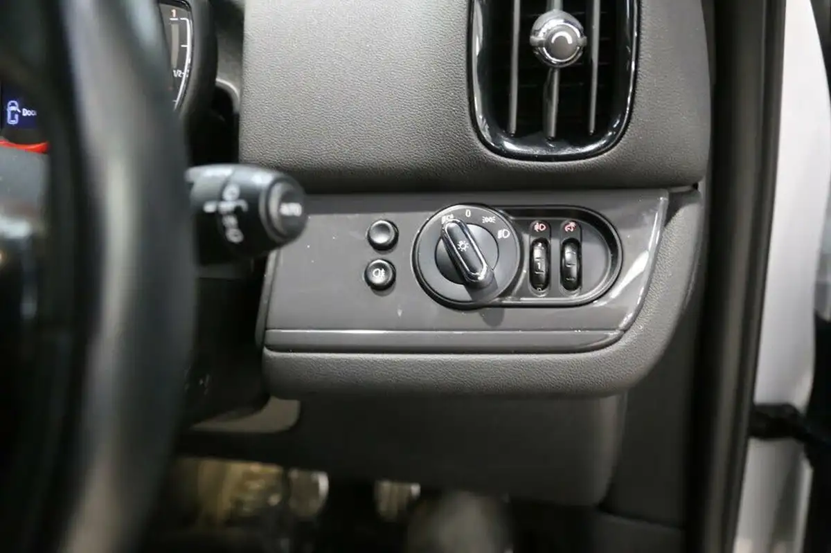 2018-mini-countryman-20td-cooper-d-jcw-chilinav-plusss-all4-big-29