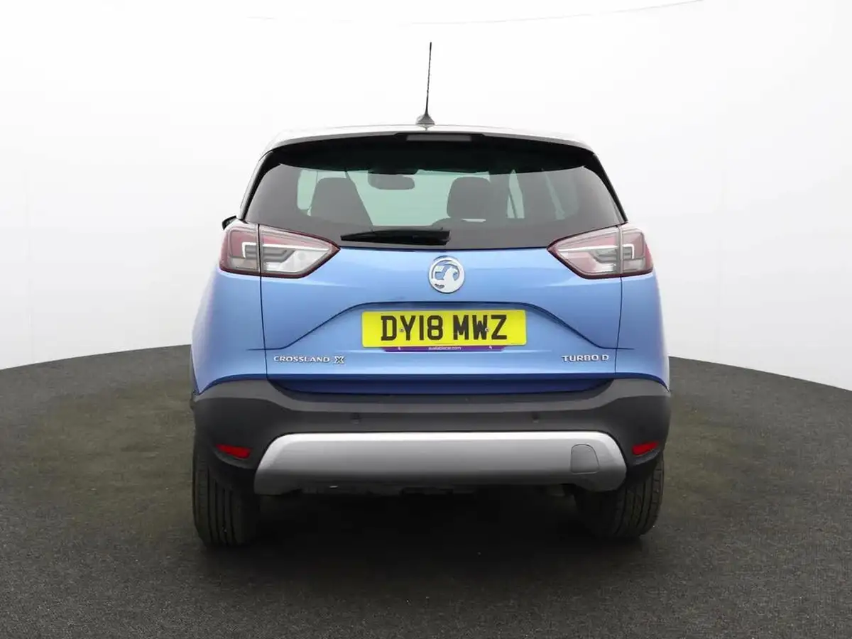 2018-vauxhall-crossland-x-16-tech-line-nav-120ps-big-2