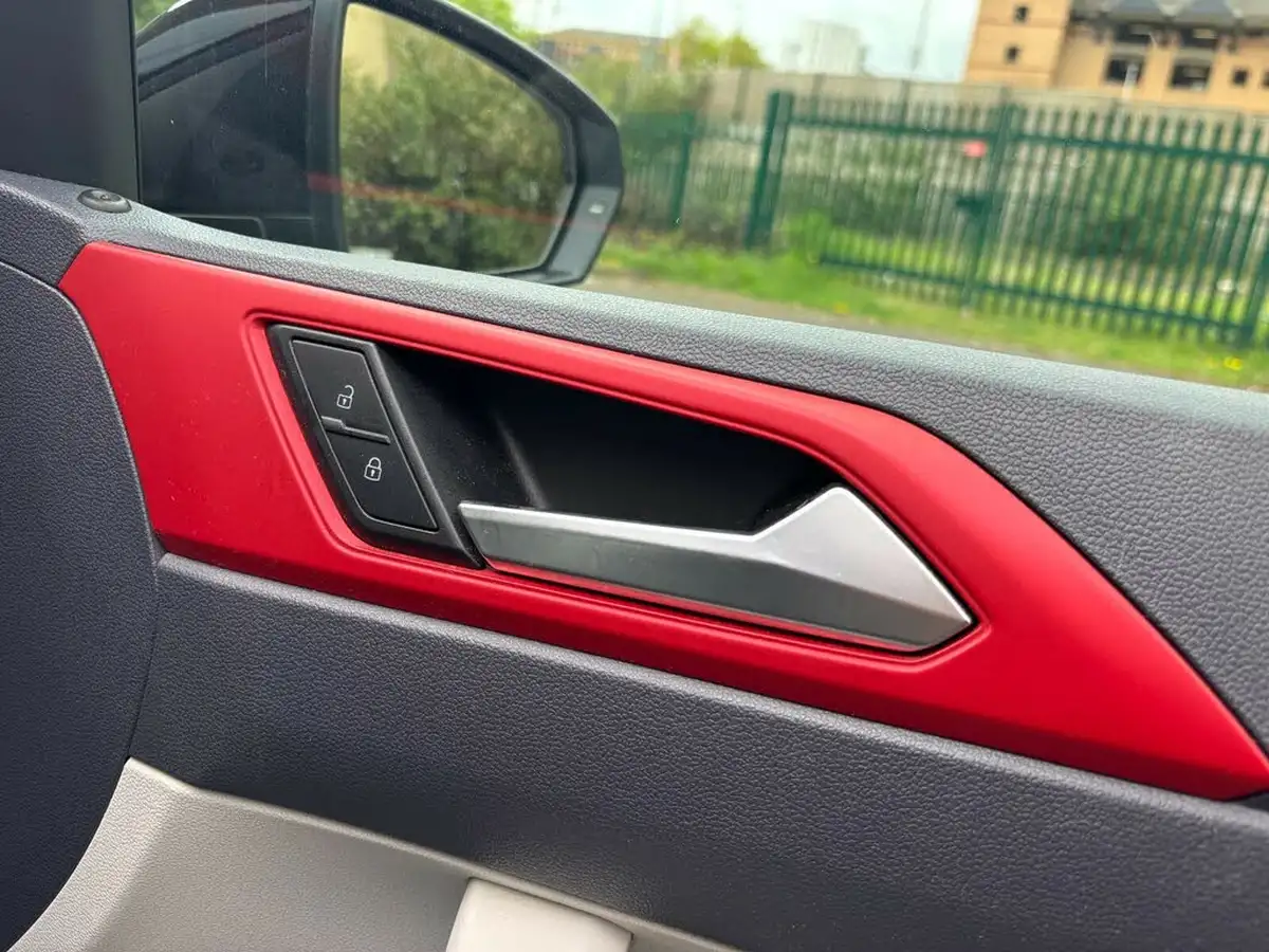 2019-volkswagen-polo-10-tsi-beats-big-27