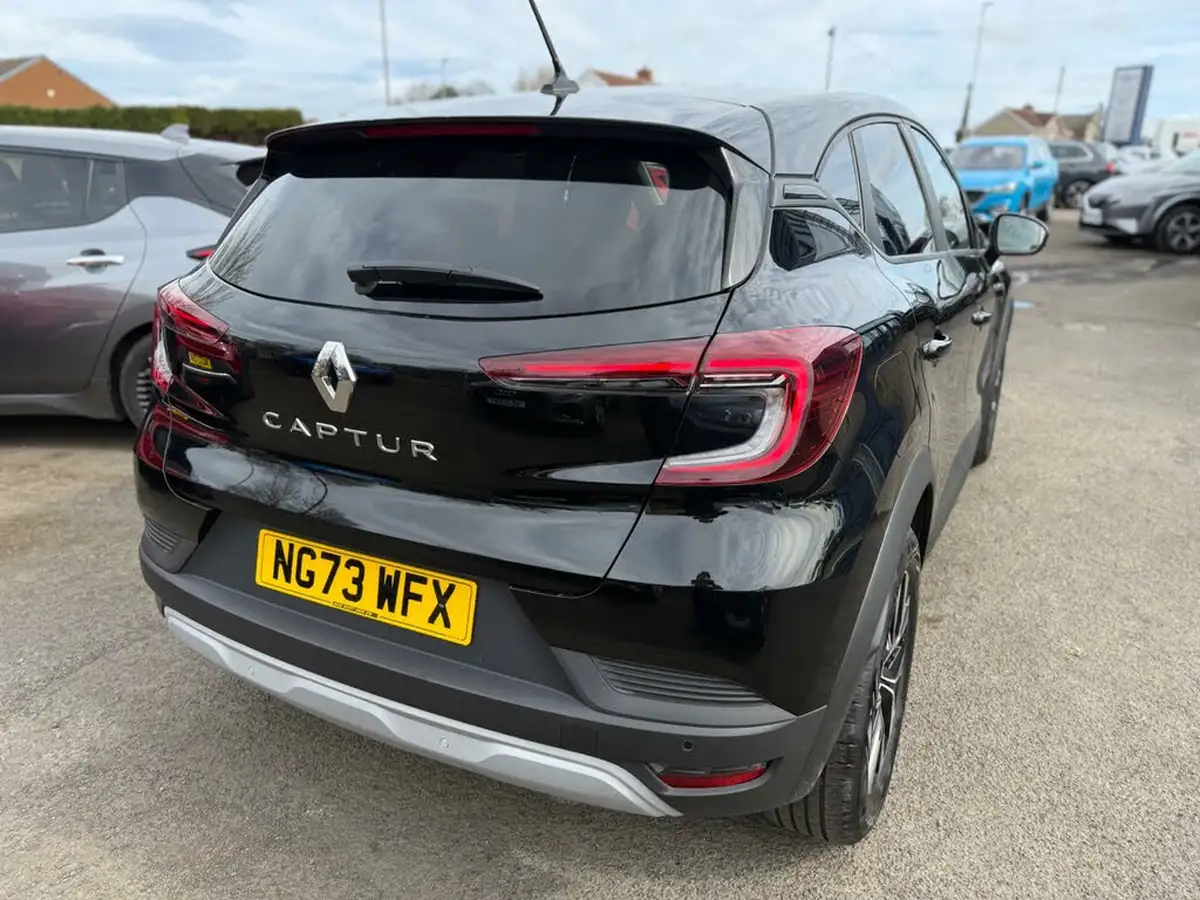 2024-renault-captur-10-tce-evolution-big-8