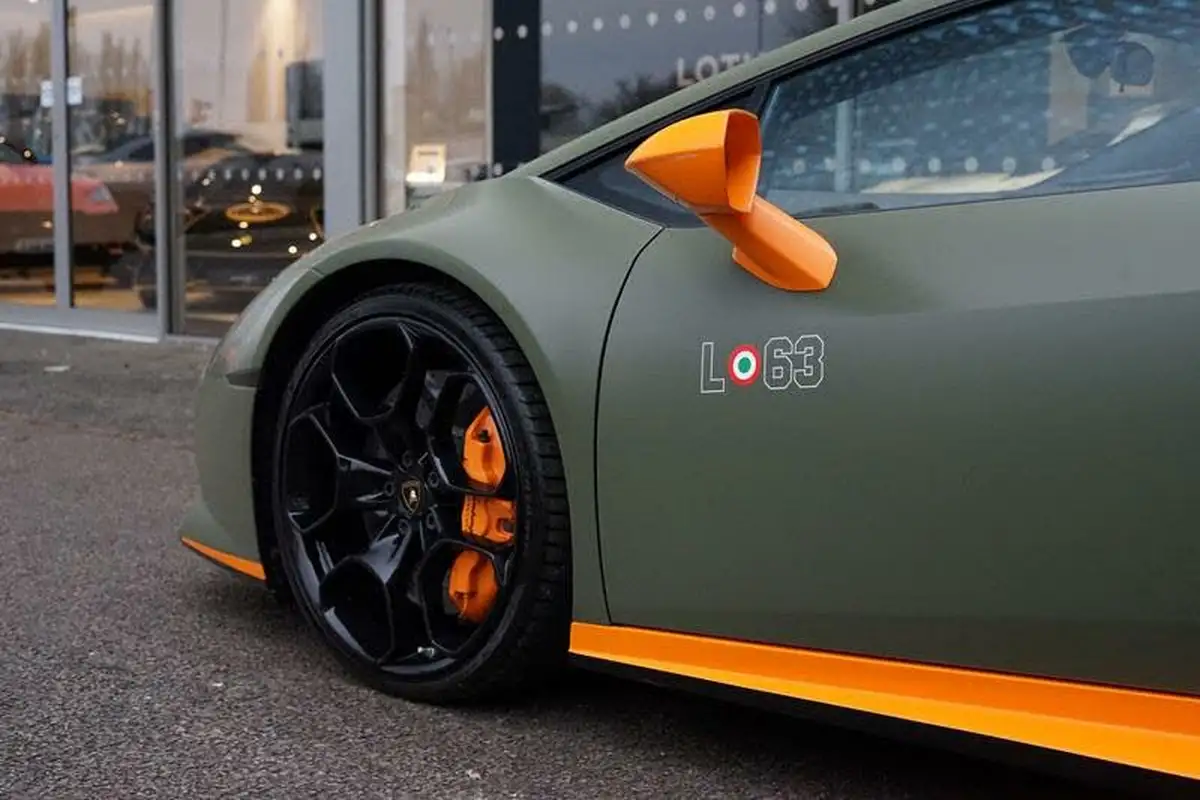 2017-lamborghini-huracan-52-lp-610-4-4wd-coupe-big-12
