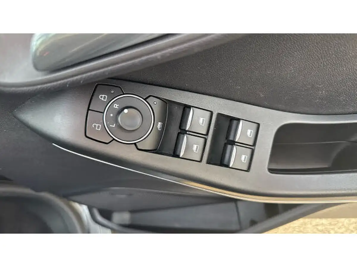 2021-ford-fiesta-10t-st-line-edition-155ps-hybrid-mhev-5d-big-36