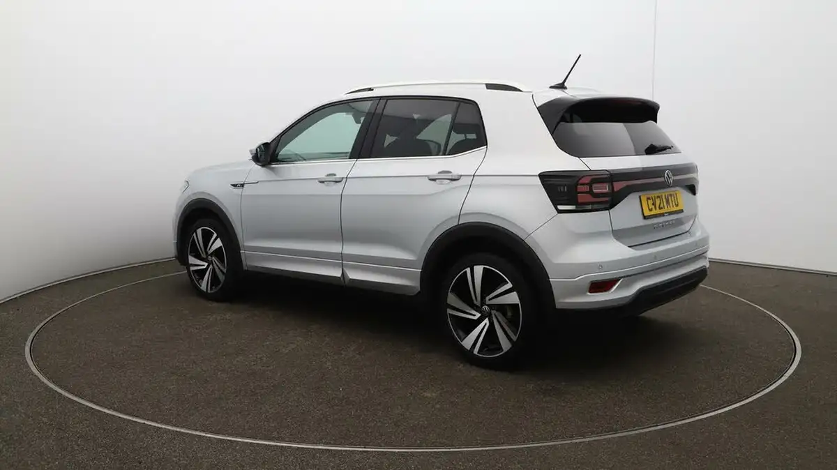 2021-volkswagen-t-cross-15-tsi-r-line-big-56