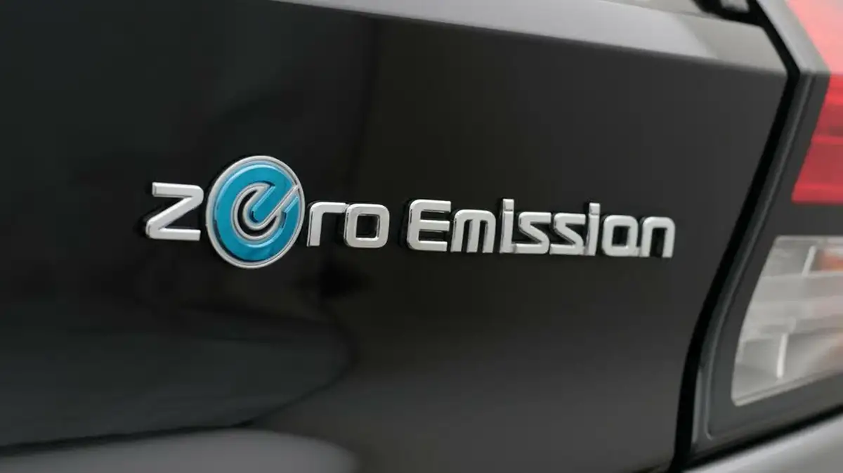 2022-nissan-leaf-e-tekna-big-21