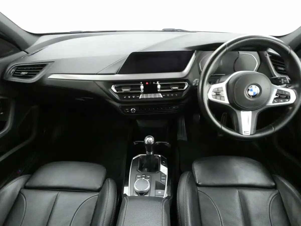 2020-bmw-1-series-big-16