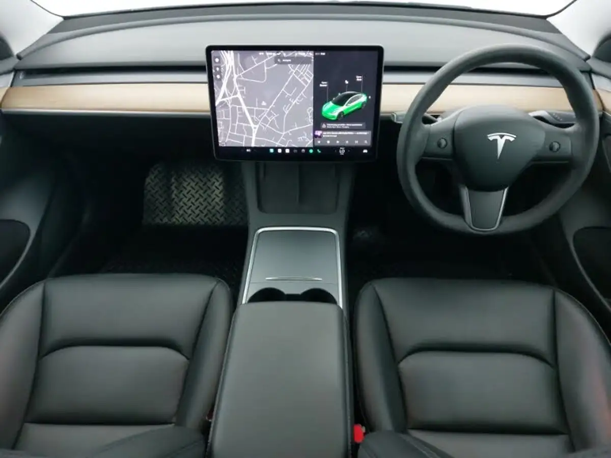 2021-tesla-model-3-e-long-range-4x4-big-2