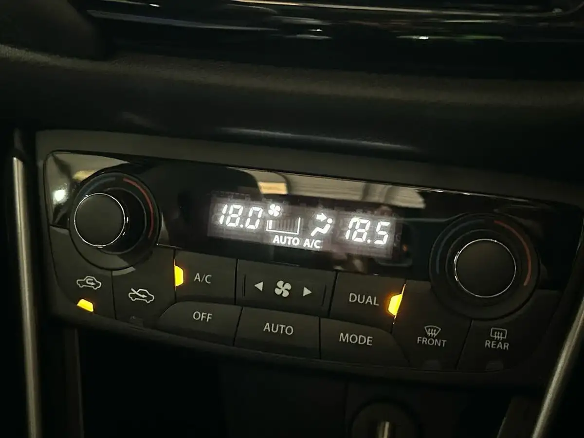2024-suzuki-s-cross-15-ultra-allgrip-big-11