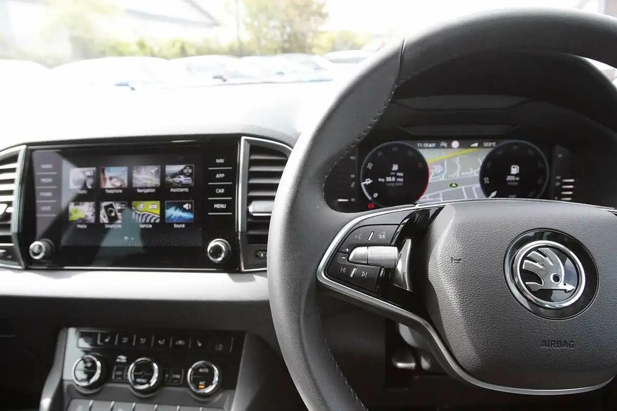 2024-skoda-karoq-10-tsi-se-l-edition-big-17